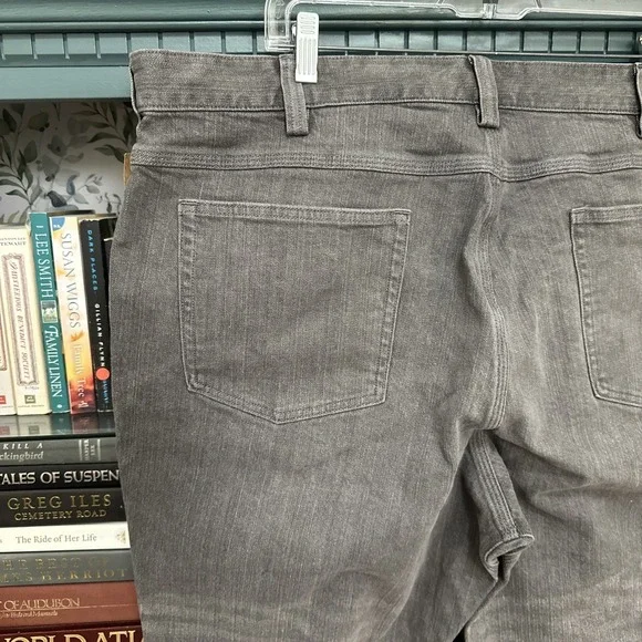 NWT Duluth Trading Men's Ballroom Flex Relaxed Fit Jeans 42x28 New w/ Tags Gray - Picture 8 of 13